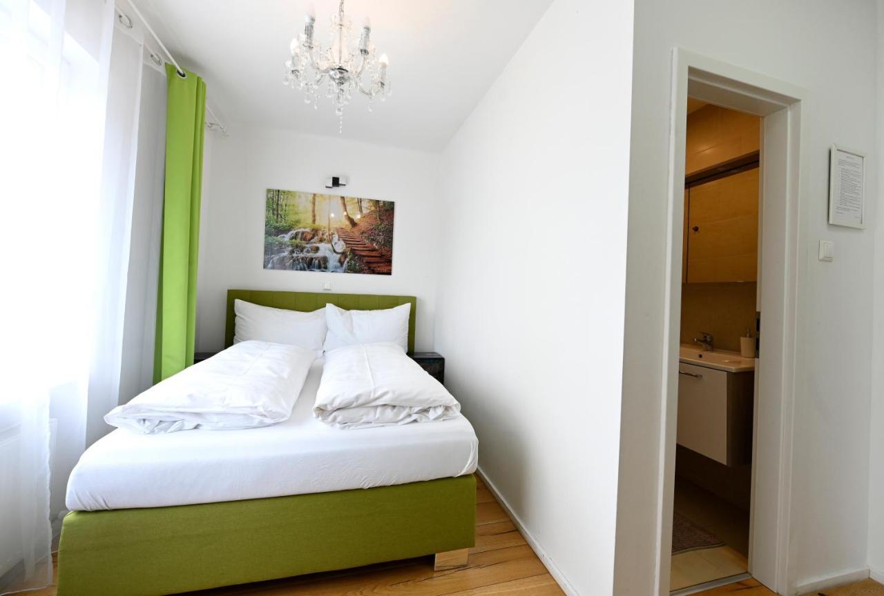 Enjoyit Rooms Velden am Woerthersee Exterior photo